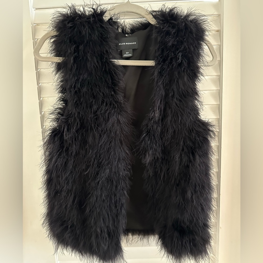 Club Monaco Ostrich feathers vest